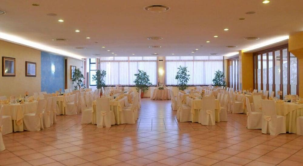 Hotel Diecimare Cava deʼ Tirreni Exteriér fotografie