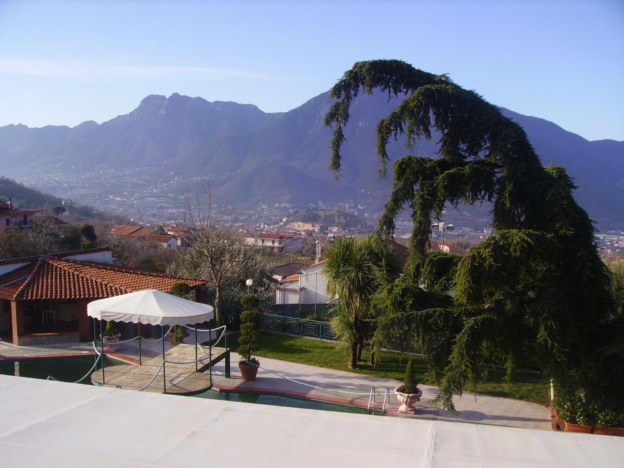 Hotel Diecimare Cava deʼ Tirreni Exteriér fotografie