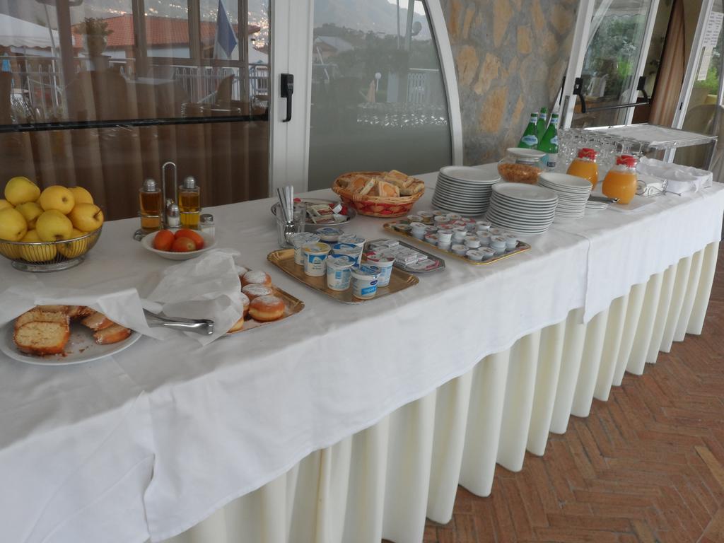Hotel Diecimare Cava deʼ Tirreni Exteriér fotografie