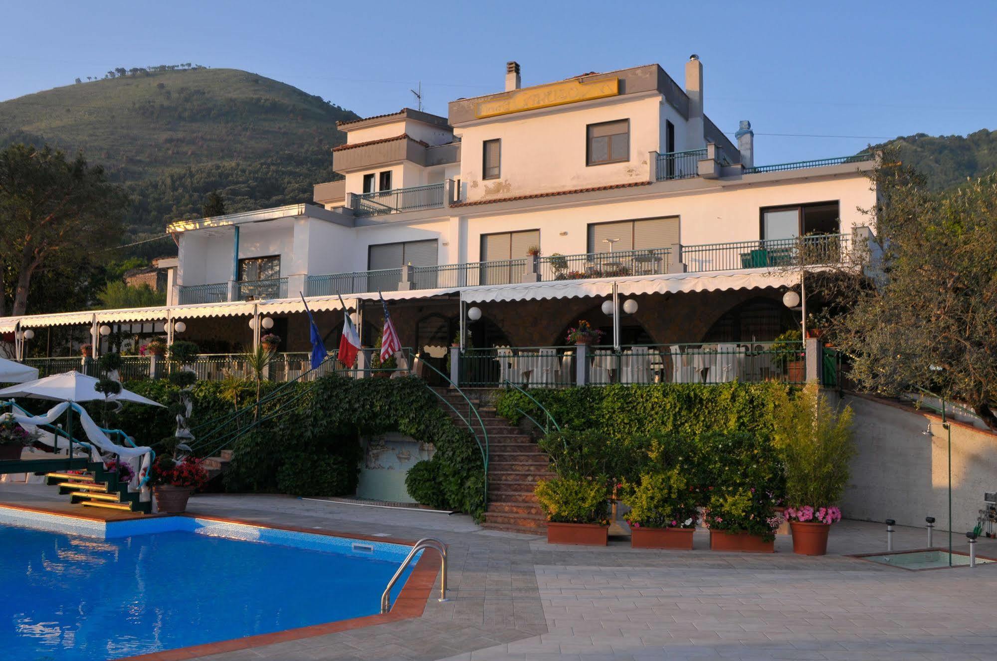 Hotel Diecimare Cava deʼ Tirreni Exteriér fotografie